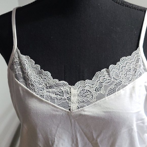BNWT Ann Taylor 95% Cotton Camisole - Picture 2 of 4